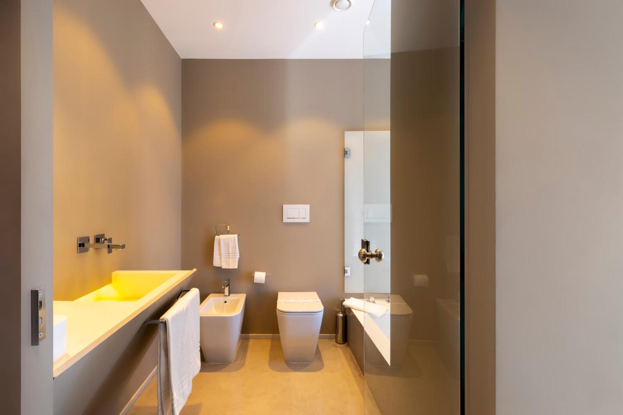 Milestone (adults Only) * Quartu SantʼElena